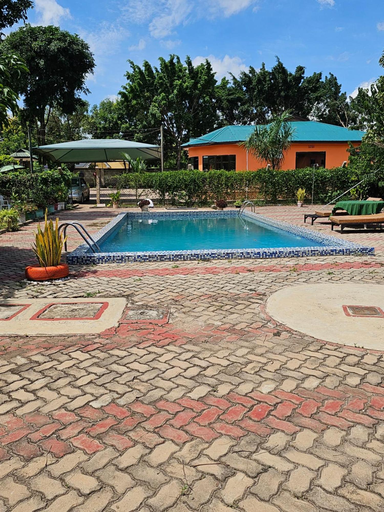 B-More Comfort Stay Boma la Ngombe Luaran gambar
