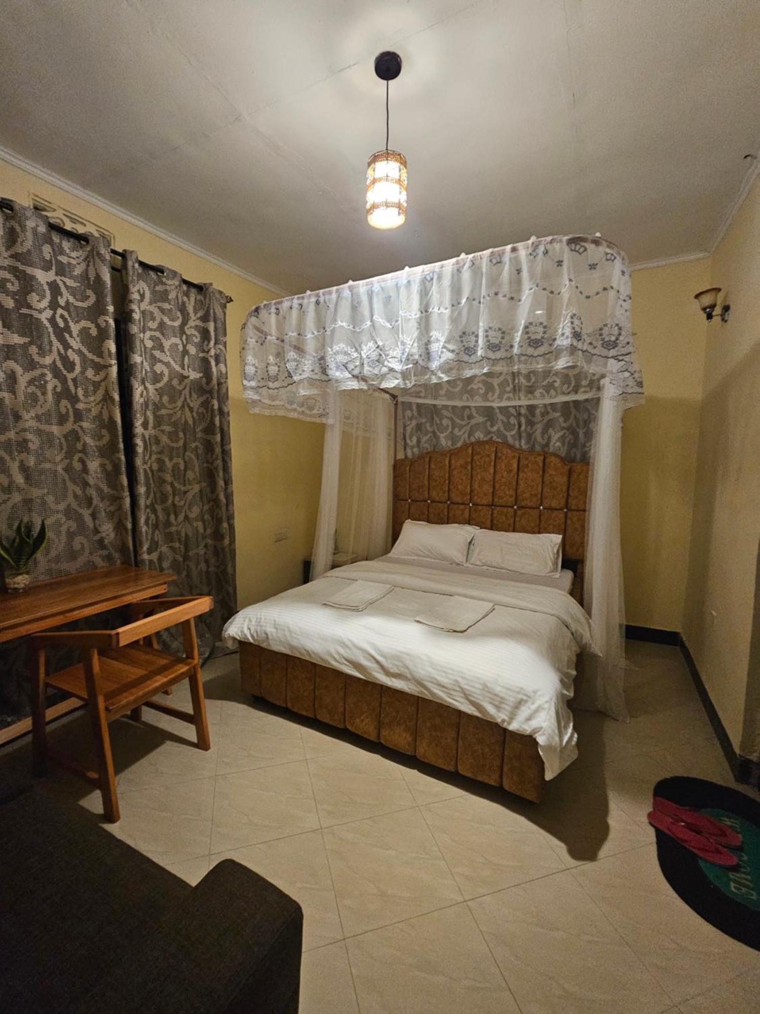 B-More Comfort Stay Boma la Ngombe Luaran gambar